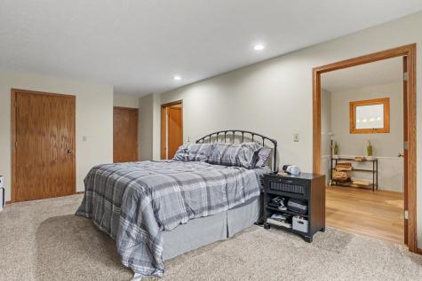 922 Fairway Drive Howard OH 43028