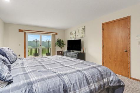 922 Fairway Drive Howard OH 43028