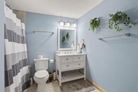922 Fairway Drive Howard OH 43028