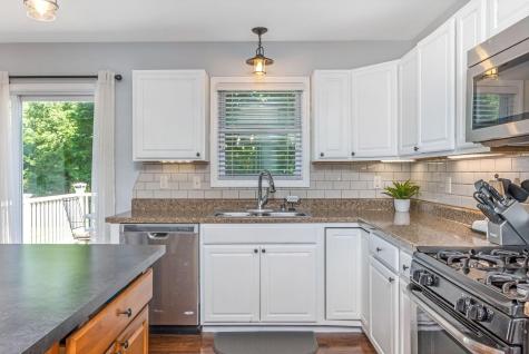 866 Winesap Drive Howard OH 43028