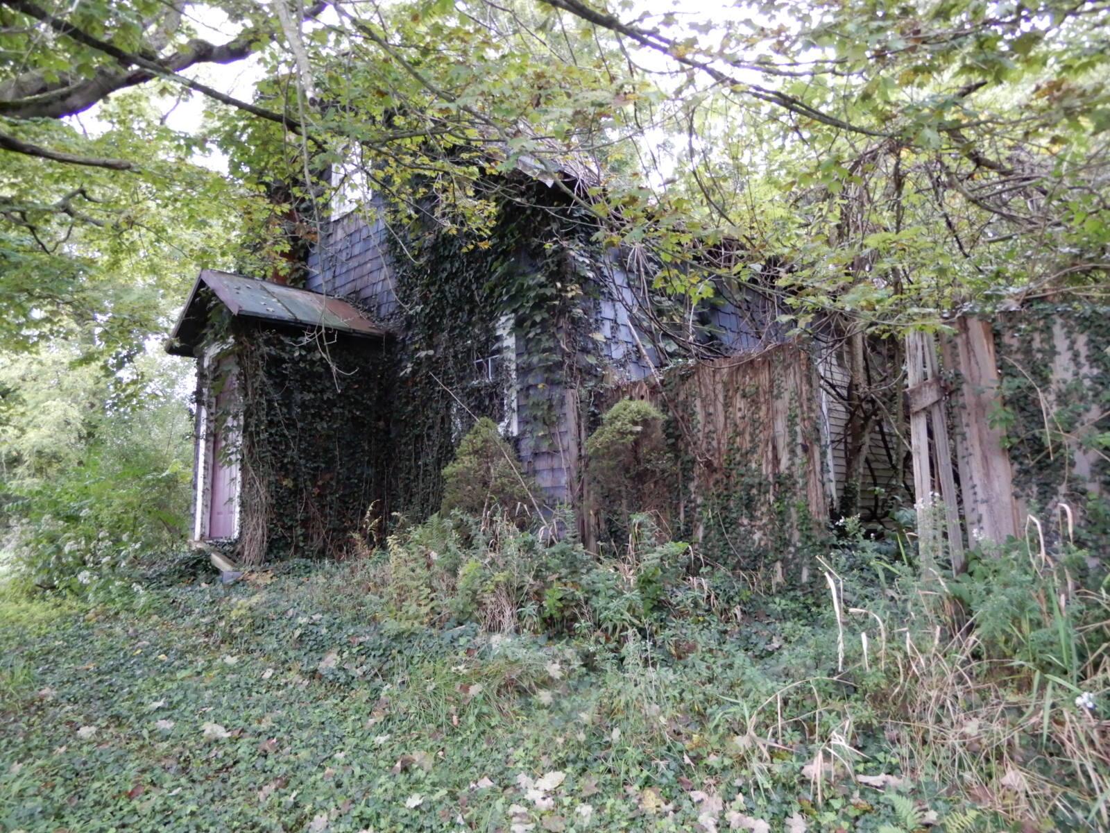 6959 Salem Road Fredericktown OH 43019