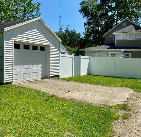 113 E Curtis Street Mount Vernon OH 43050