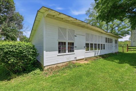 8040 Thayer Road Mount Vernon OH 43050