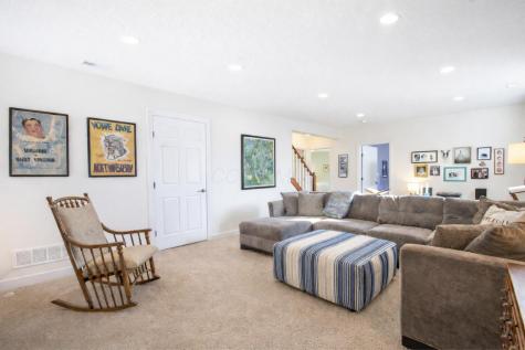 3996 Apple Valley Drive Howard OH 43028