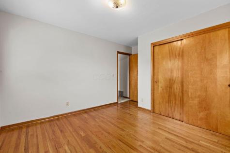 2 Upland Terrace Mount Vernon OH 43050