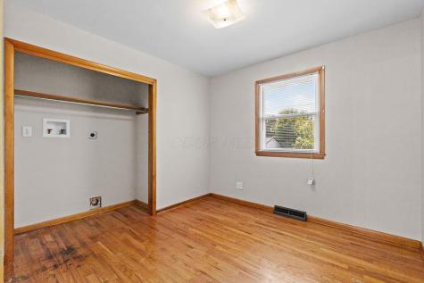 2 Upland Terrace Mount Vernon OH 43050