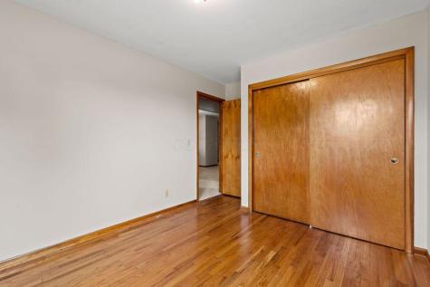 2 Upland Terrace Mount Vernon OH 43050