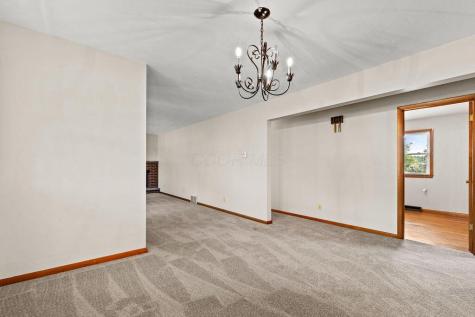 2 Upland Terrace Mount Vernon OH 43050