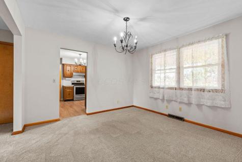 2 Upland Terrace Mount Vernon OH 43050