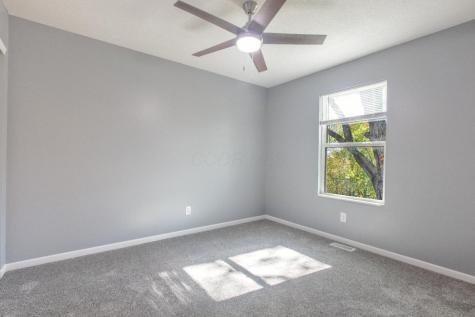 879 Winesap Drive Howard OH 43028