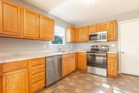 879 Winesap Drive Howard OH 43028