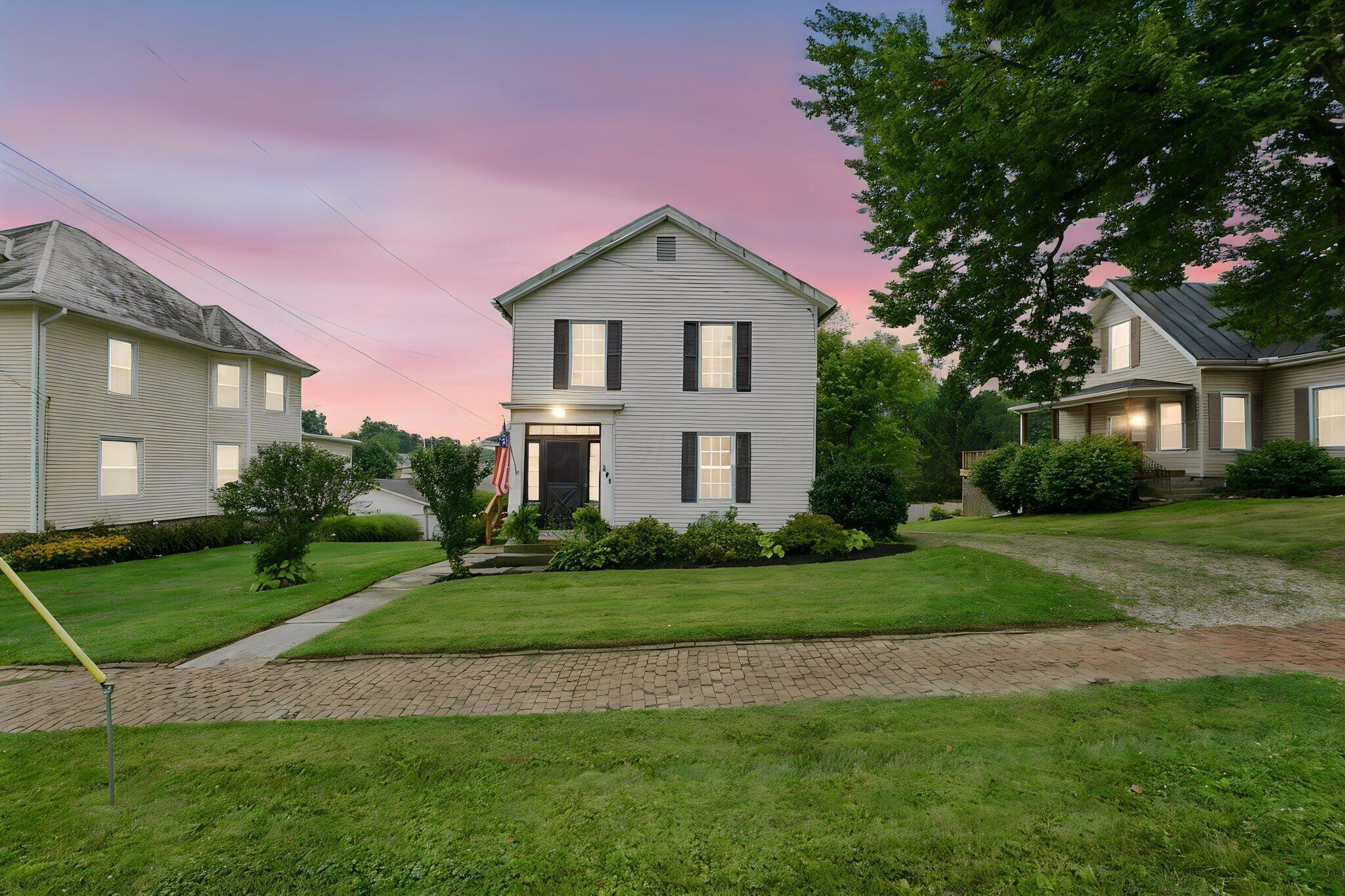 107 W Sandusky Street Fredericktown OH 43019