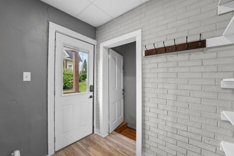 107 W Sandusky Street Fredericktown OH 43019