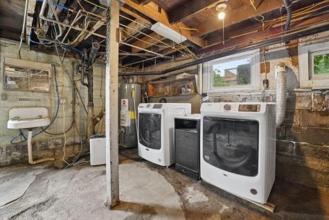 107 W Sandusky Street Fredericktown OH 43019