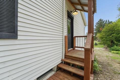 107 W Sandusky Street Fredericktown OH 43019