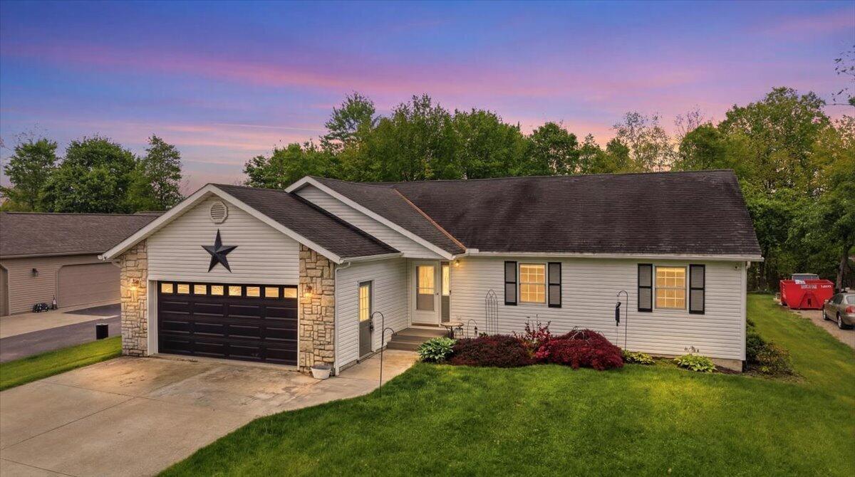 749 Country Club Drive Howard OH 43028