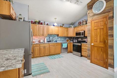 749 Country Club Drive Howard OH 43028