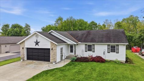 749 Country Club Drive Howard OH 43028