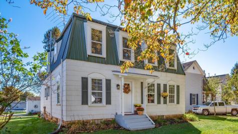 584 N Main Street Utica OH 43080