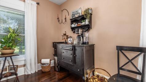 584 N Main Street Utica OH 43080