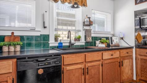 584 N Main Street Utica OH 43080