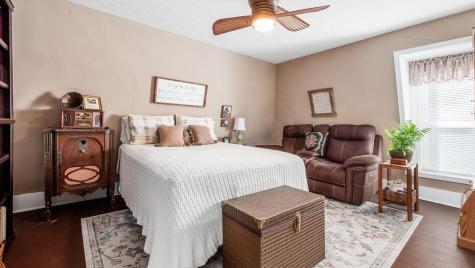 584 N Main Street Utica OH 43080