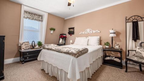 584 N Main Street Utica OH 43080