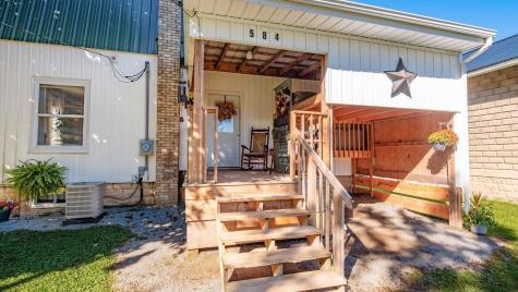 584 N Main Street Utica OH 43080