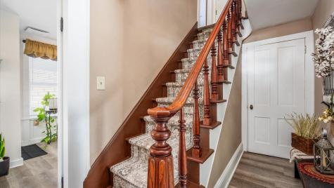 584 N Main Street Utica OH 43080