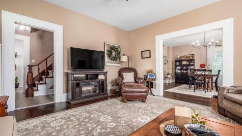 584 N Main Street Utica OH 43080