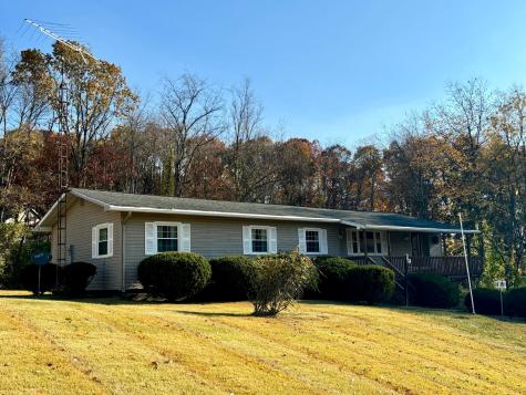 516 Baldwin Drive Howard OH 43028