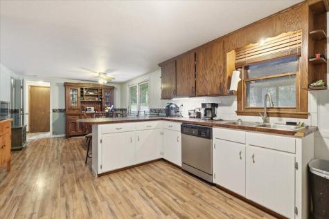 6 Adena Court Fredericktown OH 43019