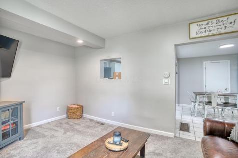 512 Mill Street Utica OH 43080
