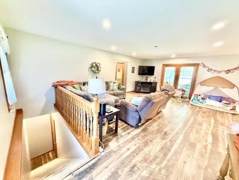 15596 Carson Road Mount Vernon OH 43050