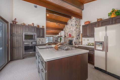 12760 Hilltop Drive Fredericktown OH 43019