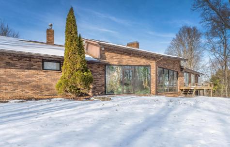 12760 Hilltop Drive Fredericktown OH 43019