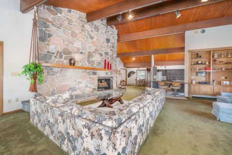 12760 Hilltop Drive Fredericktown OH 43019