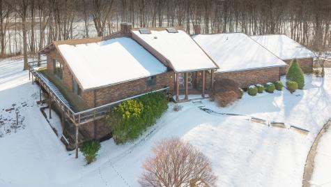 12760 Hilltop Drive Fredericktown OH 43019