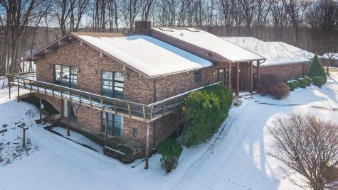 12760 Hilltop Drive Fredericktown OH 43019