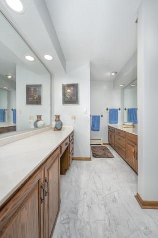 12760 Hilltop Drive Fredericktown OH 43019