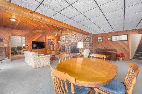 12760 Hilltop Drive Fredericktown OH 43019