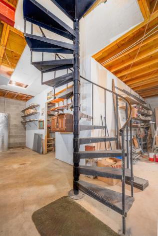 12760 Hilltop Drive Fredericktown OH 43019