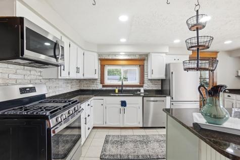 4838 Marion Road NW Centerburg OH 43011