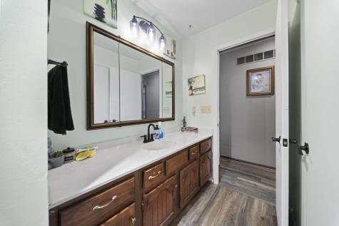 330 Hessenauer Drive Galion OH 44833