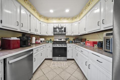 330 Hessenauer Drive Galion OH 44833