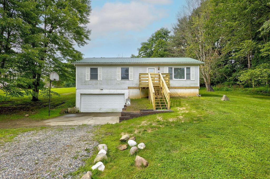 789 Brooklawn Drive Howard OH 43028