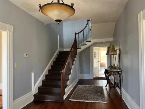 203 N Main Street Utica OH 43080