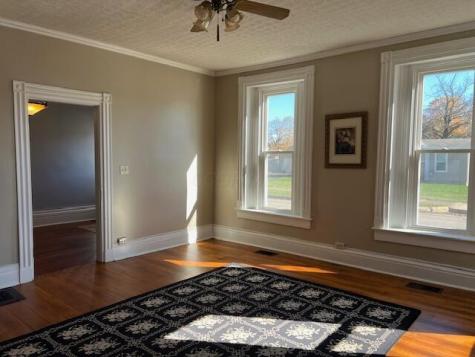 203 N Main Street Utica OH 43080