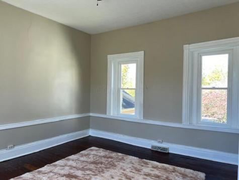 203 N Main Street Utica OH 43080