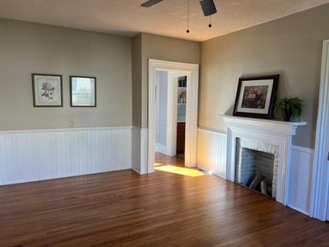 203 N Main Street Utica OH 43080